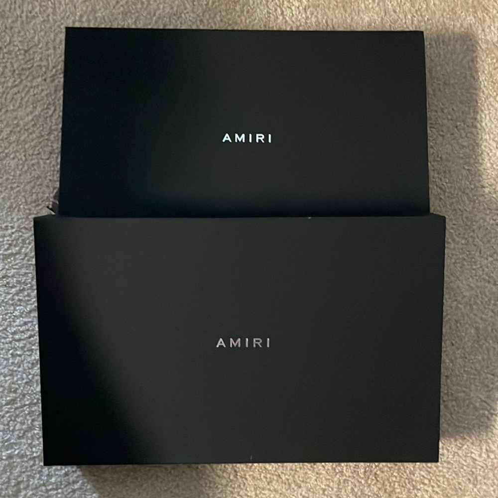 2 amiri boxes